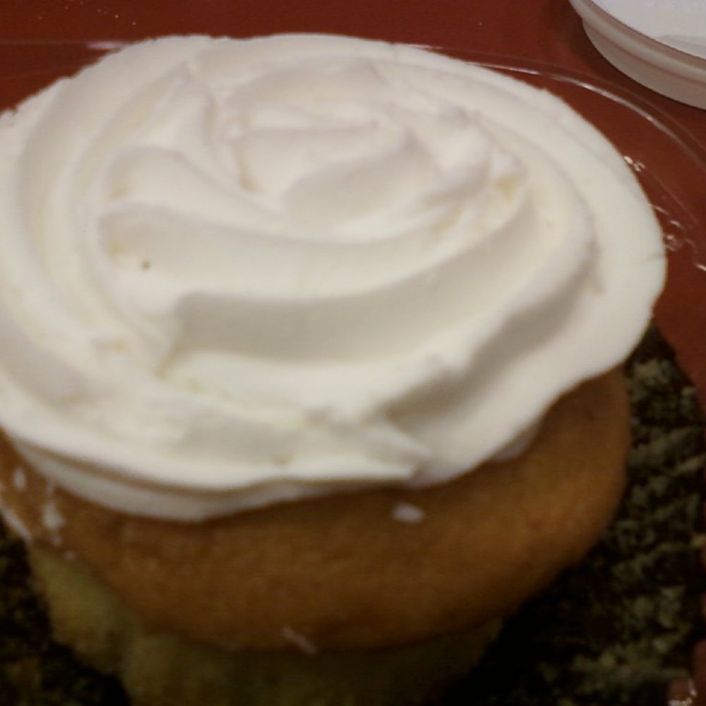 Barnes & Noble - Cheesecake Factory Vanilla Buttercream cupcake sold at the Starbucks - Bookstores Near Me - San Bruno, California