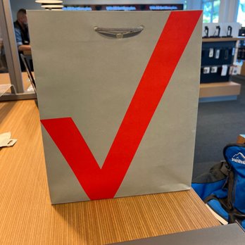 Verizon - Leaving we new phones. Thank you Justin - Mobile Phones Near Me - Fort Lauderdale, Florida Verizon - Leaving we new phones. Thank you Justin - Mobile Phones Near Me - Fort Lauderdale, Florida