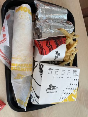 Del Taco by null