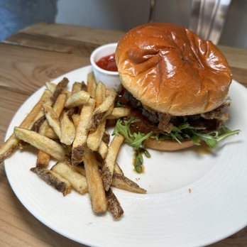 Pink Duck Kitchen - Pork Belly Burger - Breakfast & Brunch Near Me - Henderson, Nevada Pink Duck Kitchen - Pork Belly Burger - Breakfast & Brunch Near Me - Henderson, Nevada