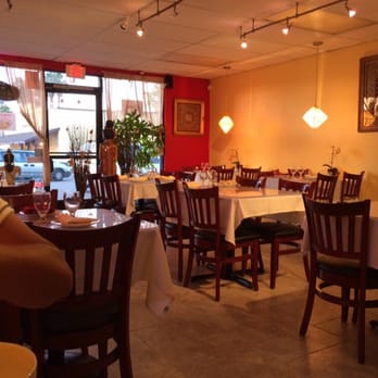 Pad Thai Restaurant - Lovely interior! Very tasteful! - Thai Near Me - Escondido, California