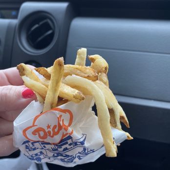 Dick's Drive-In - Dick's fries - Fast Food Near Me - Kent, Washington