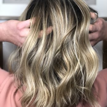 Alexandradee Beauty - Dimensional blonde babylights - Hair Stylists Near Me - Sacramento, California Alexandradee Beauty - Dimensional blonde babylights - Hair Stylists Near Me - Sacramento, California