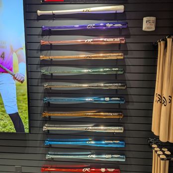 Rawlings Sporting Goods - Sporting Goods Near Me - St. Louis, Missouri