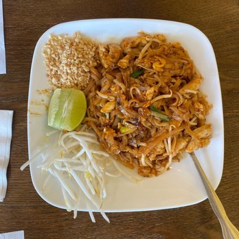 Chada Thai - Chicken Pad thai - Thai Near Me - Garden Grove, California Chada Thai - Chicken Pad thai - Thai Near Me - Garden Grove, California