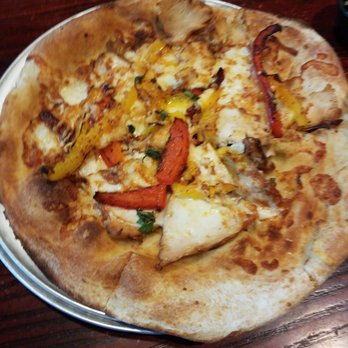 Newk's Eatery - Spicy Chicken - Pizza Near Me - West Monroe, Louisiana