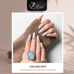 Linh's Luxe Nails - Get ready to fall in love with your nails again!
 Stunning designs that fit your vibe.
 Book now and let's make your nails fabulous!