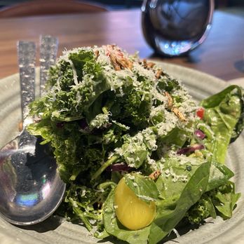 Star Leaf - Tiger salad with option of meats shrimp chicken or beef - Asian Fusion Near Me - Pasadena, California Star Leaf - Tiger salad with option of meats shrimp chicken or beef - Asian Fusion Near Me - Pasadena, California