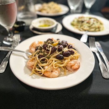 Di Lisio's - Shrimp piccata - Italian Near Me - Winston-Salem, North Carolina Di Lisio's - Shrimp piccata - Italian Near Me - Winston-Salem, North Carolina