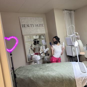 Aesthetically Beautiful by Arisa - Skin Care Near Me - Urban Honolulu, Hawaii Aesthetically Beautiful by Arisa - Skin Care Near Me - Urban Honolulu, Hawaii