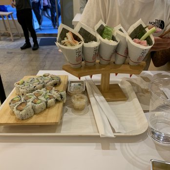 MakiMaki Sushi - Cutups and handrolls - Sushi Bars Near Me - New York, New York