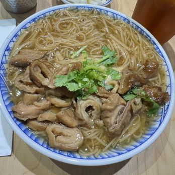 Hoja - Desserts Near Me - Markham, Ontario