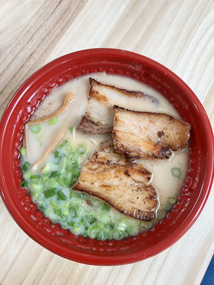 Food from Honolulu Poke & Ramen