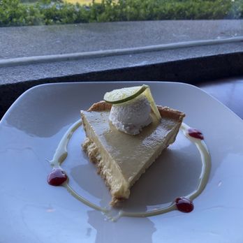 Chart House - Key lime pie - Seafood Near Me - Dana Point, California