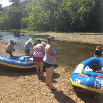 Riverfront Campground & Canoe - Getting ready to get on the water at Riverfront Campground. - Campgrounds Near Me - Lebanon, Missouri