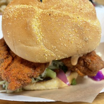 Pop Up Hot Chicken - Sando - Chicken Shop Near Me - Bloomington, Illinois