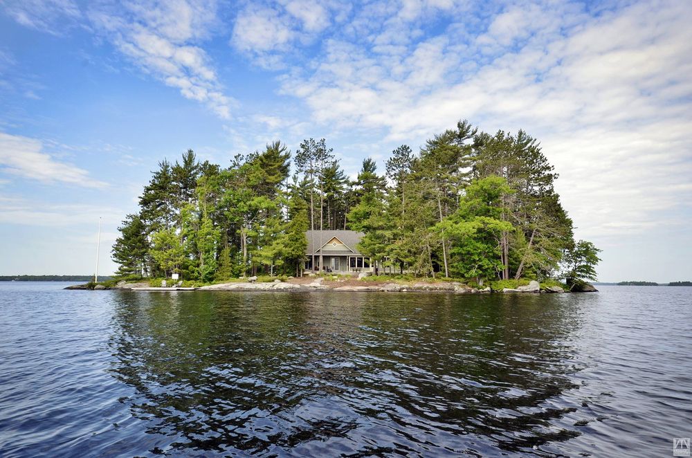 JACK JANSSEN CHESTNUT PARK REAL ESTATE Updated September 2024 110