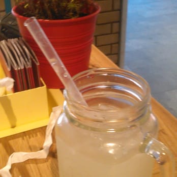 Burgerista - Homemade lemonade - Burgers Near Me - Salzburg, 5 Burgerista - Homemade lemonade - Burgers Near Me - Salzburg, 5