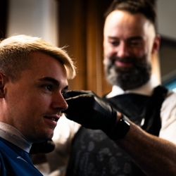 Throne Traditional Barbershop on Williams