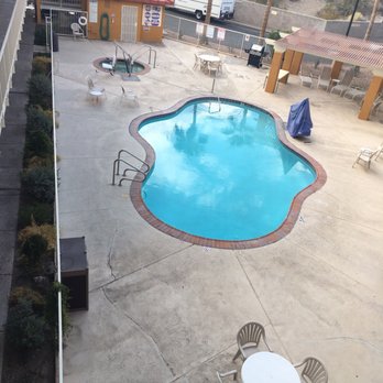 Quality Inn - Hotels Near Me - Needles, California