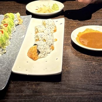Momo Sushi - Spicy Tuna Roll, Mexico City, Spicy Yellowtail Roll, Irish Roll - Sushi Bars Near Me - Henderson, Nevada