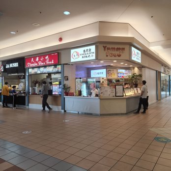 First Markham Place - Food court vendor - Shopping Centers Near Me - Markham, Ontario
