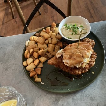 Leeland House - HONEY CHICKEN BISCUIT - Breakfast & Brunch Near Me - Houston, Texas Leeland House - HONEY CHICKEN BISCUIT - Breakfast & Brunch Near Me - Houston, Texas