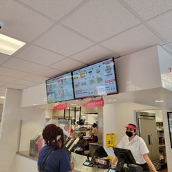 Tacos El Superior - Front lobby