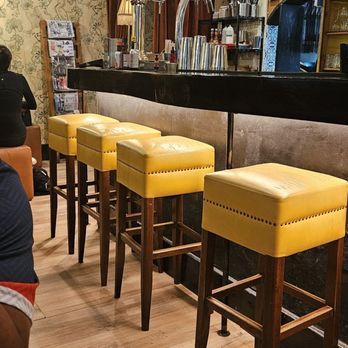 Milk Bar & Bistro - American Near Me - Barcelona, B Milk Bar & Bistro - American Near Me - Barcelona, B