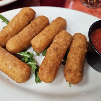 Piccolissimo Italian Grille - Mozzarella sticks - Pizza Near Me - Columbus, New Jersey Piccolissimo Italian Grille - Mozzarella sticks - Pizza Near Me - Columbus, New Jersey