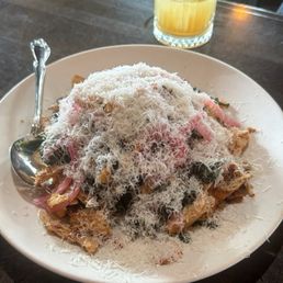 Kale Caesar salad w chicken- this item changes with the menu. This version had pickled red onion and potato chips.