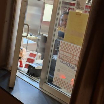 Bos Burger - "Uhhhh ...... we're closing cuz it's slow" (8:20pm when they close at 9) - Burgers Near Me - Tucson, Arizona