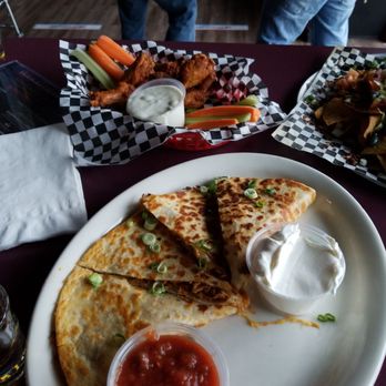 Babalouie's - Sports Bars Near Me - Bonney Lake, Washington