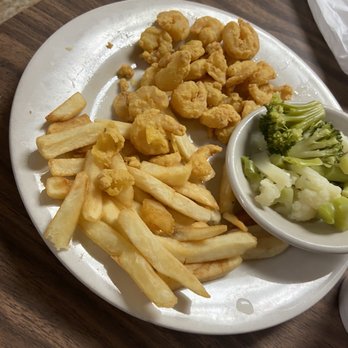 Bakery Cafe - Fried shrimp kids meal - Breakfast & Brunch Near Me - Aransas Pass, Texas