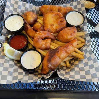 Finn's Fish House - Seafood Near Me - Seaside, Oregon Finn's Fish House - Seafood Near Me - Seaside, Oregon