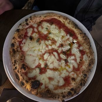 Cane Rosso - margarita pizza - super good - Pizza Near Me - Sachse, Texas Cane Rosso - margarita pizza - super good - Pizza Near Me - Sachse, Texas