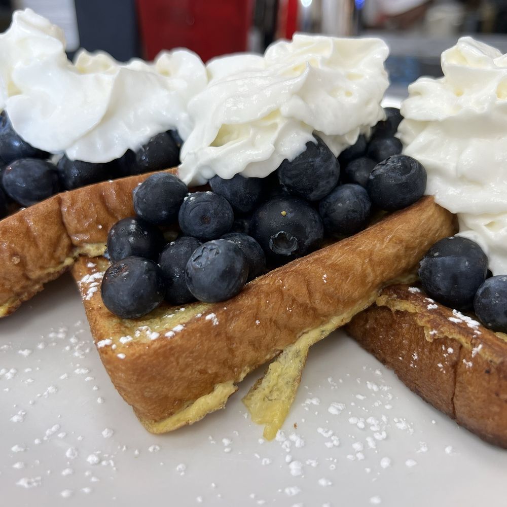 Frankie’s Restaurant - The best blueberry french toast with whipped cream - Breakfast & Brunch Near Me - Evansville, Indiana Frankie’s Restaurant - The best blueberry french toast with whipped cream - Breakfast & Brunch Near Me - Evansville, Indiana