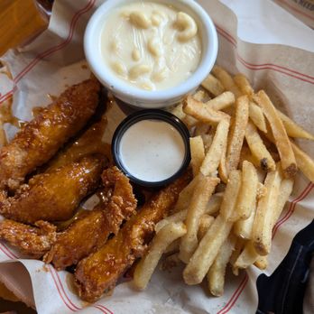 Chili's - Chicken tenders - American Near Me - East Northport, New York Chili's - Chicken tenders - American Near Me - East Northport, New York