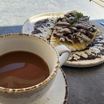 Madres Brunch - Breakfast & Brunch Near Me - Corona, California