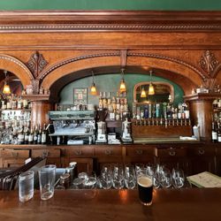 Great bar!