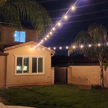 Christmas Light Guy - Holiday Decorating Services Near Me Christmas Light Guy - Holiday Decorating Services Near Me