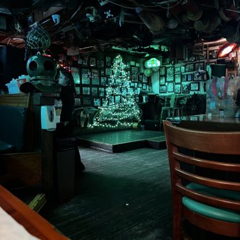 Briny Irish Pub - inside - American Near Me - Pompano Beach, Florida
