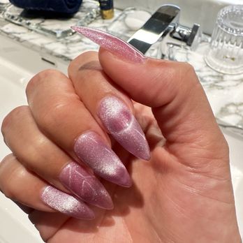 Sphere Nails Bar - Gel X with cat eye - Nail Technicians Near Me - Las Vegas, Nevada Sphere Nails Bar - Gel X with cat eye - Nail Technicians Near Me - Las Vegas, Nevada