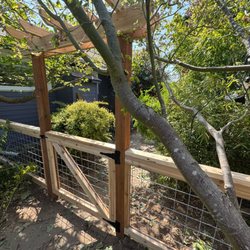 New Ridge Fencing - Hog Wire fence
