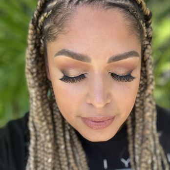 Distant Glamour - Makeup Artists Near Me
