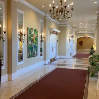 Queen's Landing - Hallway - Hotels Near Me - Niagara-on-the-Lake, Ontario