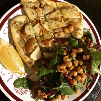 Green Chef - Pear & sage ricotta flatbread w/ chard, beet & chickpea salad w/ caraway mustard dressing.  All organic, 30 min, incredibly delicious! - Food Delivery Services Near Me