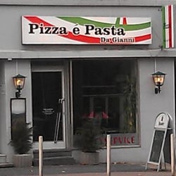 Da Gianni - Hinter der unscheinbaren Fassade zaubert Gianni leckere Pasta und Pizza