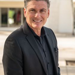Ritter and Ramsey General and Cosmetic Dentistry - Dr. Robert Ritter