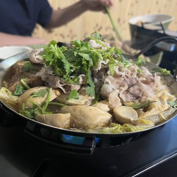 Gourmet Noodle Bowl - CUSTOM HOT POT - Chinese Near Me - Seattle, Washington